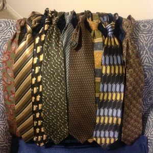 TIE BUNDLE!! 8 ties!! 👔🤷🏽‍♂️🎁🔥